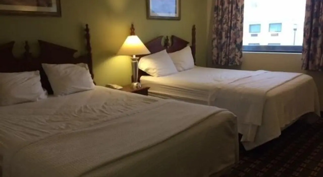 Четырёхместный номер Standard Hospitality Inn - Buffalo Airport