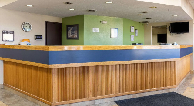 Quality Inn Newport, Book Hotel Hoteller i Newport med pool, Swimmingpool