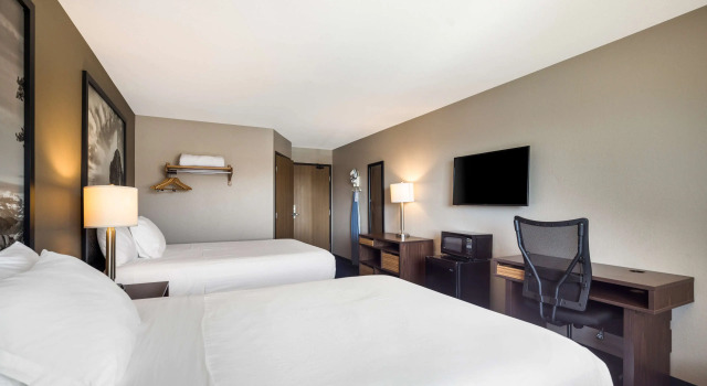 Четырёхместный номер Standard Americas Best Value Inn Sparks