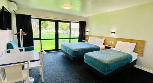 Люкс Deluxe Airport Gold Star Motel