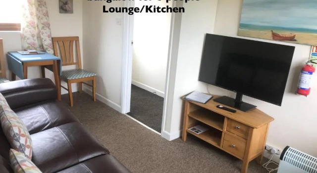 Бунгало с 2 комнатами Court Farm Holiday Bungalows Ltd
