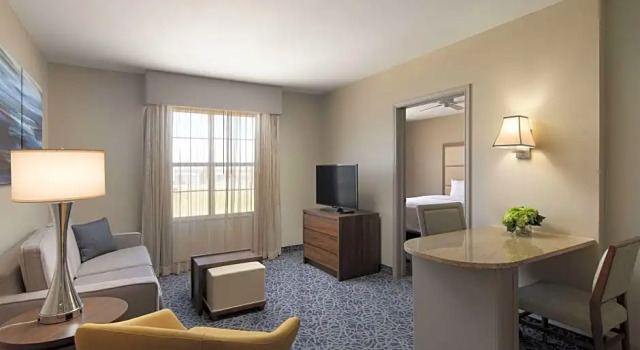 Четырёхместный люкс с 2 комнатами Homewood Suites by Hilton Lubbock