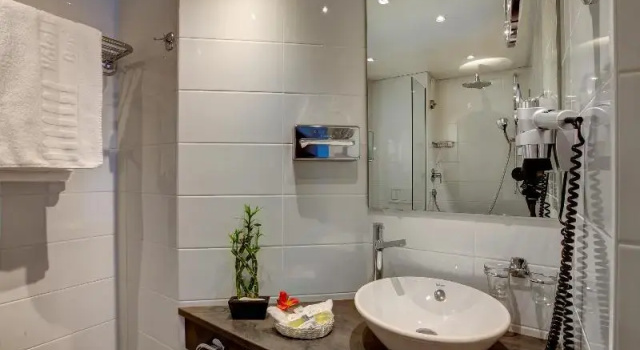 Трёхместный номер Classic Hotel Eden