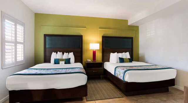 Четырёхместный люкс Best Western Plus Hibiscus Mtl