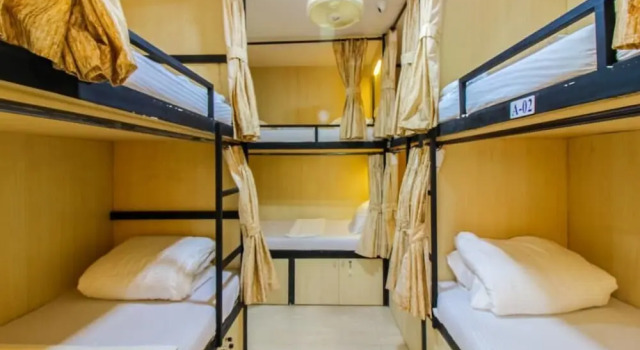 Seven Hills Dormitory - Hostel, Забронировать Хостел Отели Мумбай с завтраком, Завтраки