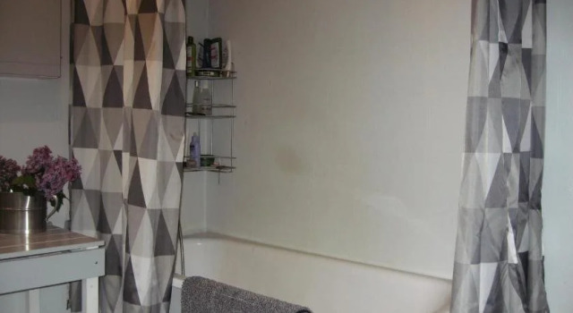 Lilla Hult B&B, Book Bed and Breakfast Hotels in Sodermanland with Parking, Parking