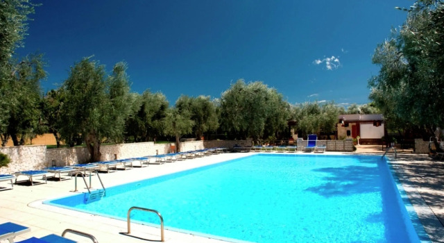 Comfortable bungalow with AC in a beautiful national park