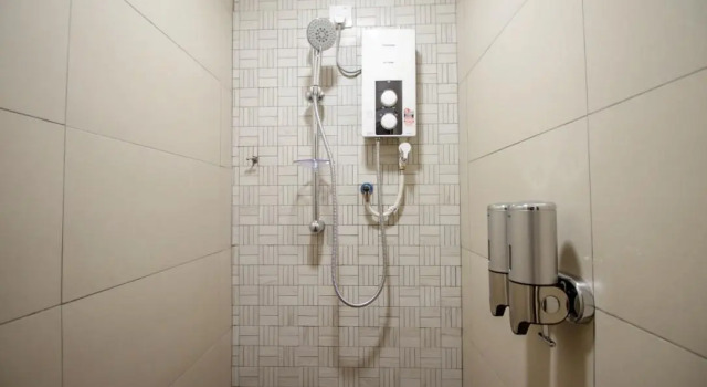 Кровать в общем номере (женский номер) Hexa Hotel & Backpackers Capsules Bukit Bintang