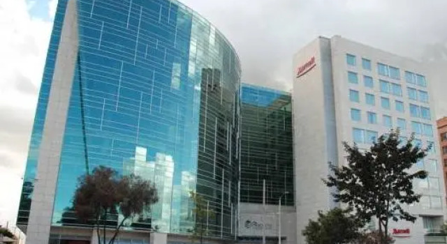 Номер Standard Bogotá Marriott Hotel