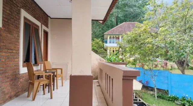Villa Yustisia Curug 7 Cilember, Rezervovat Vila Vily v Megamendung, Vila