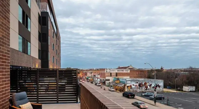Четырёхместный люкс с видом на город SpringHill Suites by Marriott Fort Worth Historic Stockyards