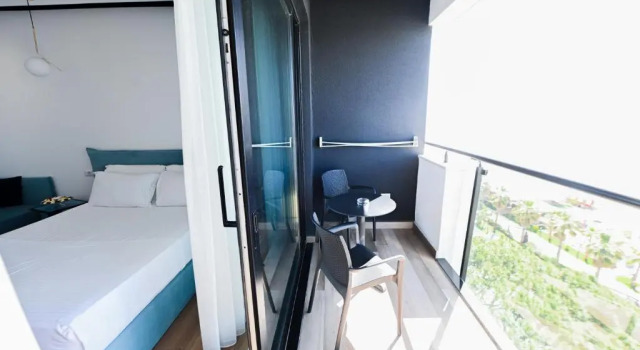Двухместный номер Standard с балконом Royal G Max