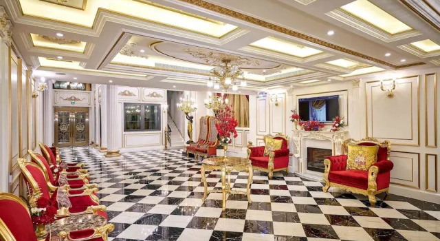 Sun Moon Lake Queen Castle Hotel, Prenota Hotel Hotel a Nantou County con parcheggio, Parcheggio