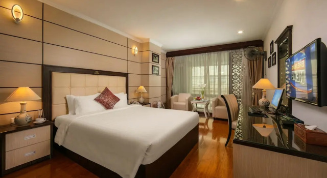 Golden Cyclo Premier Hotel Powered by Fave, Забронировать Отель Отели Ханоя 4 звезды, 4*