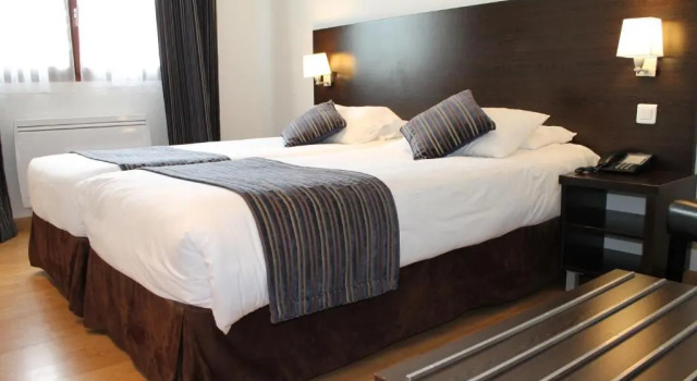 Двухместный номер Standard Logis Hotel Restaurant de lAbbaye