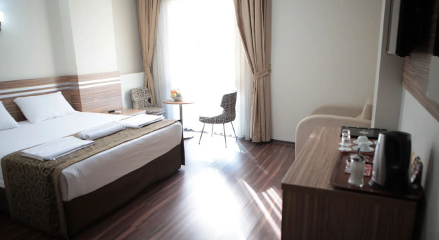 Gumus Palace Hotel, Забронировать Отель Газиосманпаша Стамбул