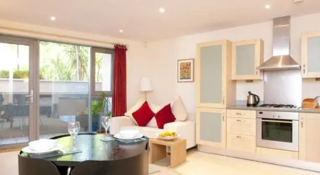 Cleyro Serviced Apartments - Harbourside, Забронировать Апартаменты/квартира Отели Бристоля с парковкой, рядом с Бристольский университет, Парковка