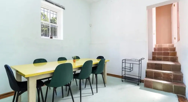 Коттедж Funky Pet Friendly, 2-bedroom Escape, Bo-kaap