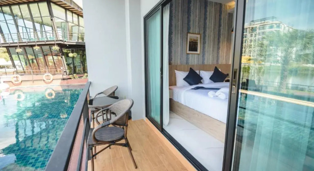 Двухместный номер Deluxe с видом на бассейн Phuengluang Riverside Hotel Chanthaburi