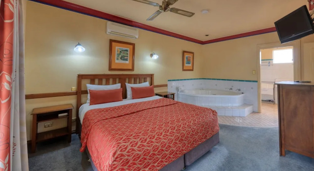 Двухместный люкс Executive с балконом Dalby Homestead Motel