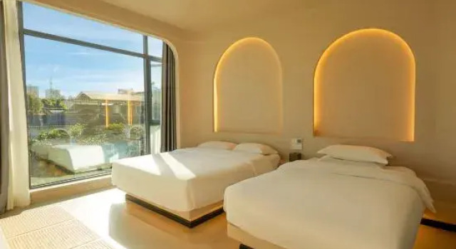 Люкс Weixi Homestay (Mangshi Square)