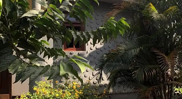O podwyższonym standardzie domek Arusha Planet Lodge