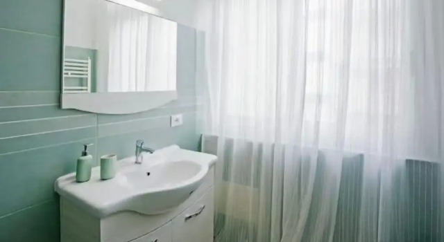 Двухместный номер Deluxe с балконом и с видом на внутренний двор B&B Sapore di Mare al Corso