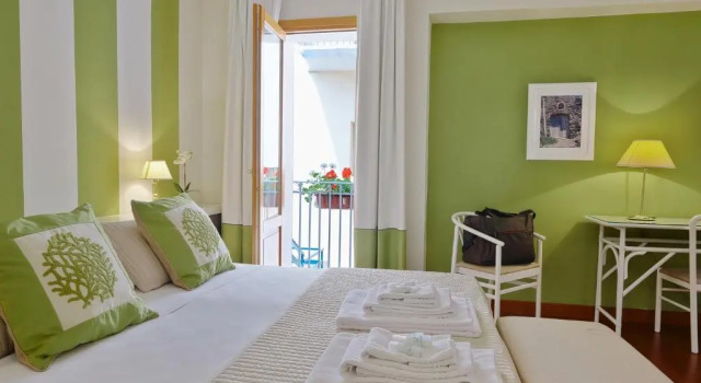 Семейный номер Standard с балконом Hotel Al Madarig