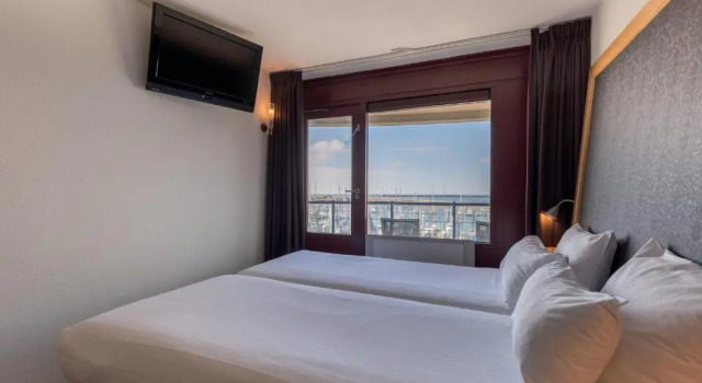 Двухместный номер Standard Leonardo Hotel IJmuiden Seaport Beach