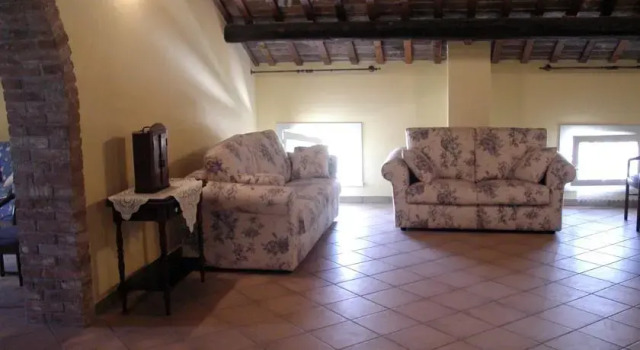 Agriturismo La Mandriazza del Gallo, Prenota Hotel Jolanda di Savoia 