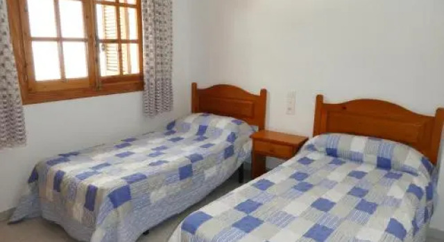 Apartamentos La Cova 3000