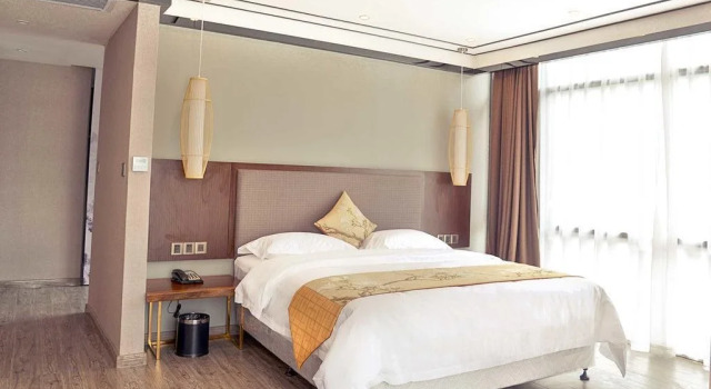 Yangshuo Yuyuan Resort （Shili Gallery &Yulong River）, Rezerwuj Ośrodek wypoczynkowy Hotele resortowe w Yangshuo, Ośrodek wypoczynkowy