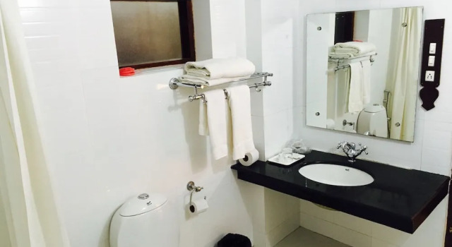 Номер Deluxe с балконом Beach and Lake Ayurvedic Resort, Kovalam