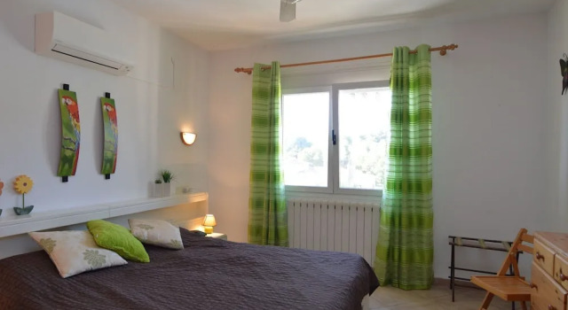 Spacious Villa in El Baladrar with Swimming Pool