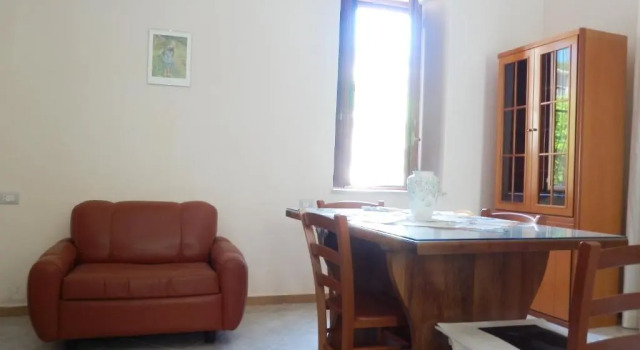 Studio in Formicola, With Terrace, Book Hotel Formicola Italien