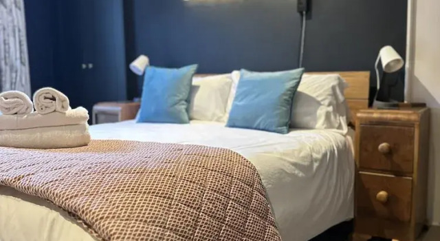Апартаменты Classic Unique Clifton Apartment on Historic Crescent