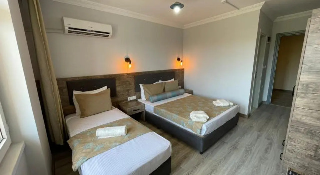Трёхместный номер Standard Seven City Hotel