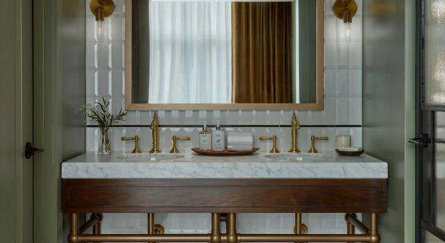 Четырёхместный люкс Citizen House Hotel