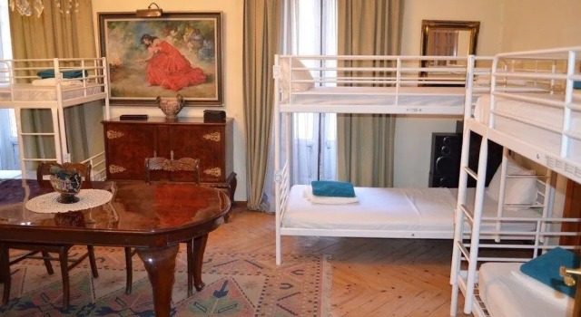 Hostal Casa Tao, Забронировать Отель Монклоа-Аравака Мадрид, рядом с Los Caños del Peral
