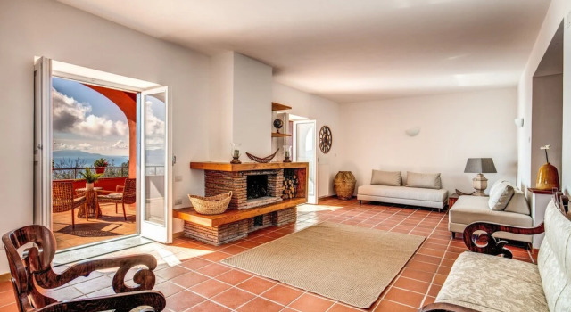 Casa Aprea