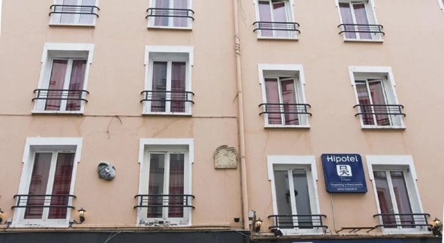 Номер Standard Hipotel Paris Montmartre