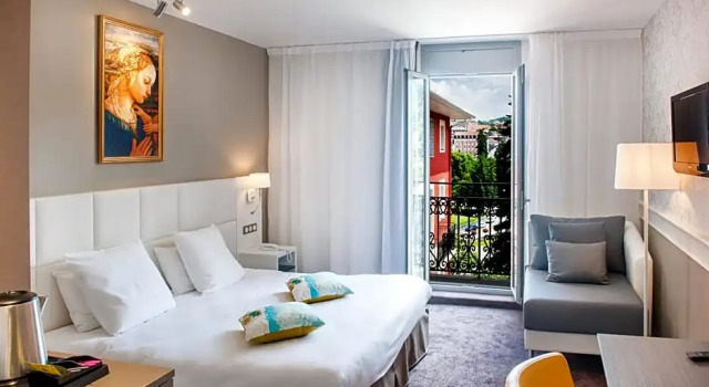 Номер Superior Grand Hotel Gallia & Londres