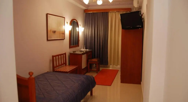 Одноместный номер Superior с балконом и с красивым видом из окна Hotel Avra