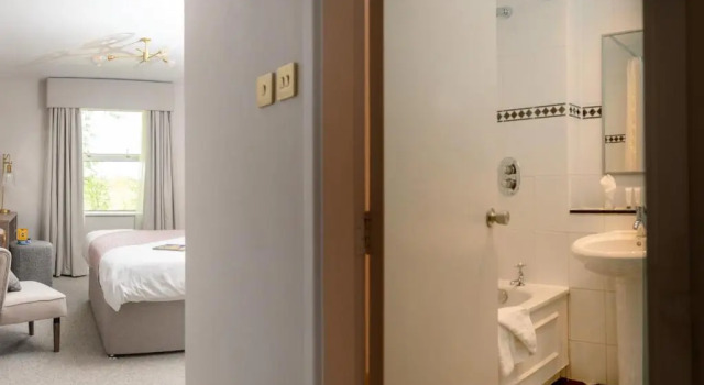 Двухместный номер Classic Hatherley Manor Hotel & Spa