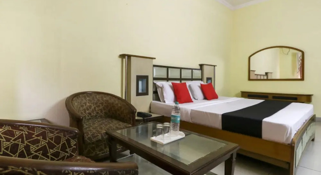 Capital O 49883 Hotel Sutlej Classic, Rezervovat Hotel Hotely v Punjab s parkováním, Parkování