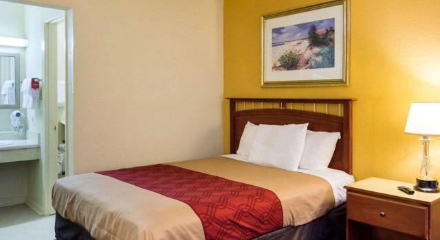 Econo Lodge Petersburg - Fort Lee, Prenota Hotel Petersburg Virginia