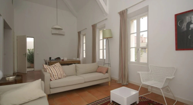 Lavish Holiday Home in Saint-Tropez near Beach