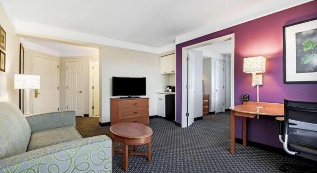 Люкс La Quinta by Wyndham Myrtle Beach Broadway Area
