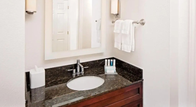 Люкс с 2 комнатами Homewood Suites by Hilton Dallas Market Center