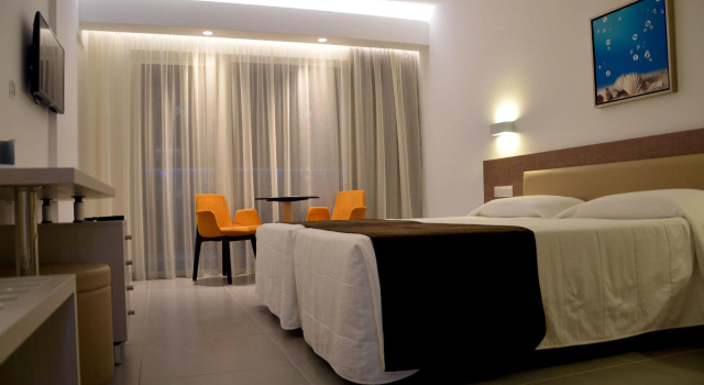 Vassos Nissi Plage Hotel & Spa